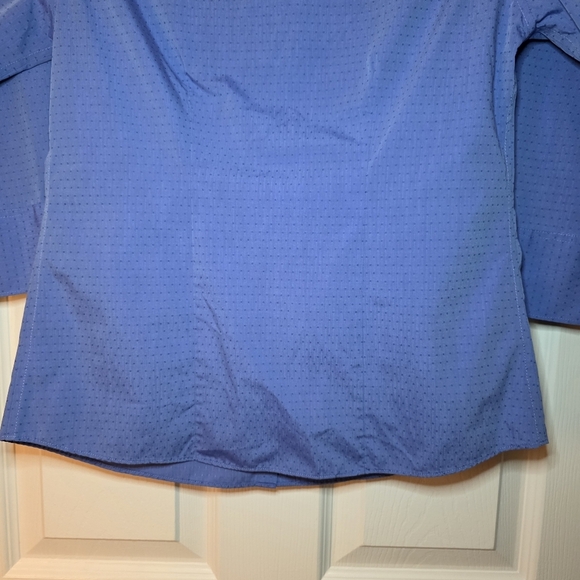 Lands' End Blue 3/4 Sleeve Button Down, 4 - Picture 8 of 10